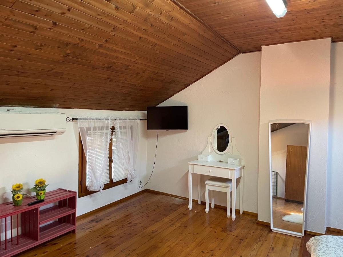 卢松Casa Madonnina别墅 外观 照片